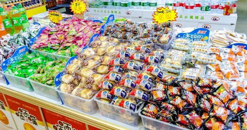 華商新生開學季 校內超市一站式配齊開學用品，自助收銀掃碼免排隊